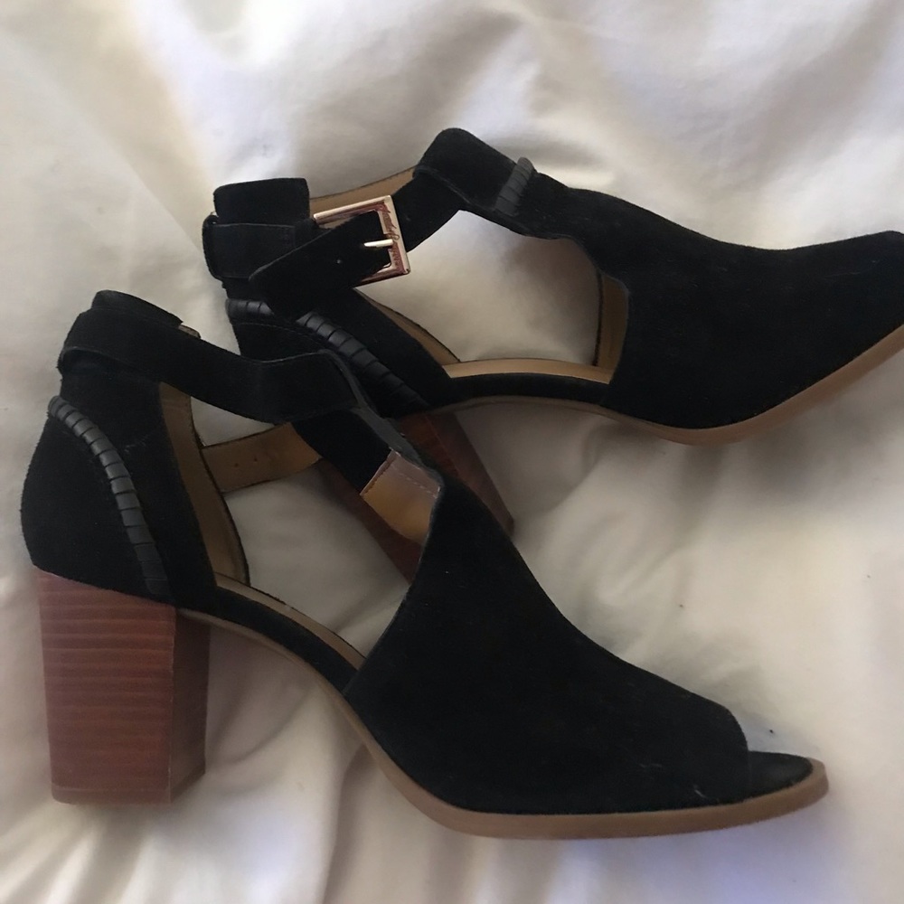 Great condition! Jack Roger Cameron Bootie